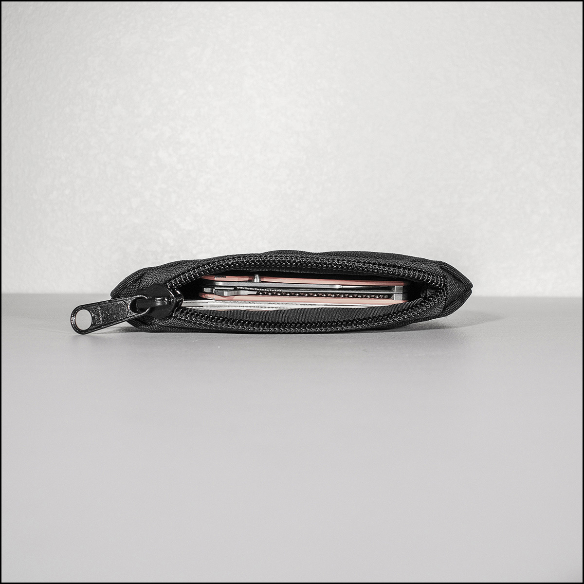 IGNOBLE Pouch 2.5.20